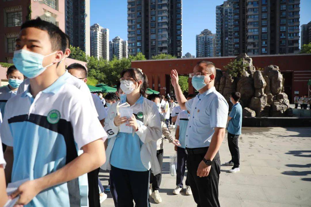 ​给给给给给给给力!