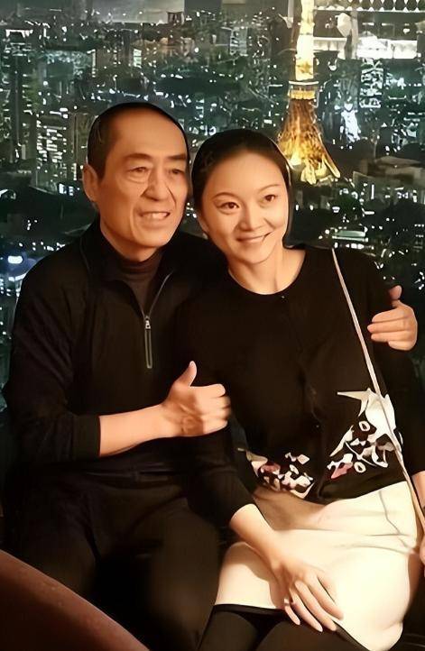 陈婷现实长什么样？路人镜头才是“照妖镜”<strong></p>
<p>理财小程序</strong>，突然理解张艺谋了