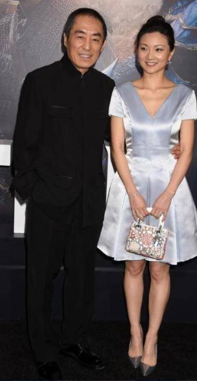 陈婷现实长什么样？路人镜头才是“照妖镜”<strong></p>
<p>理财小程序</strong>，突然理解张艺谋了