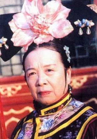 89岁“容嬷嬷”李明启：我要是40岁多好<strong></p>
<p>哪个理财靠谱</strong>，还能做很多事情