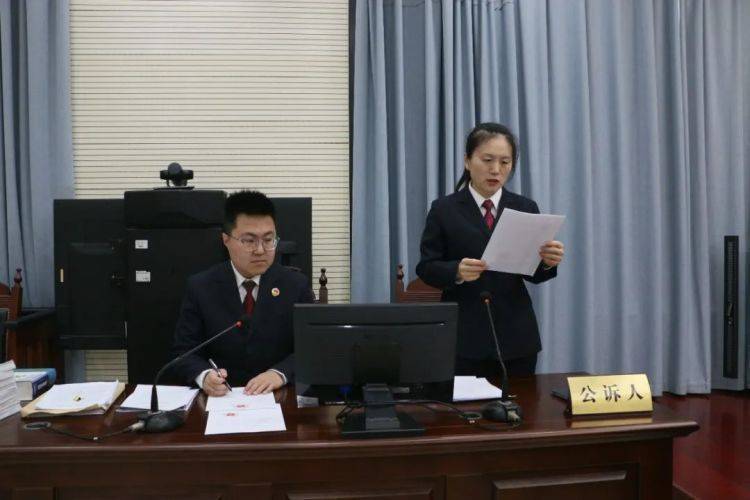 淄博一肉摊卖“假肉”<strong></p>
<p>陆金所理财产品</strong>！王某某、周某等17人被一锅端