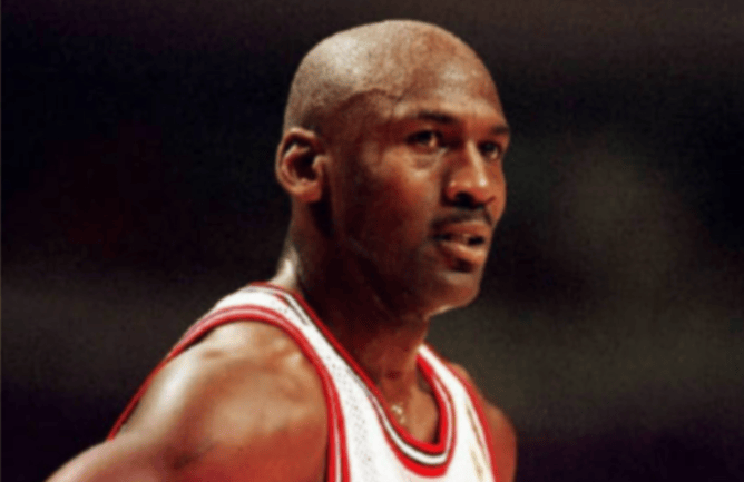 62岁迈克尔·乔丹宣布“出山”<strong></p>
<p>理财管理系统</strong>，下赛季将解说NBA