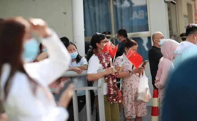 女子请假陪孩子高考被开除<strong></p>
<p>金融理财基础</strong>，称领导口头同意！公司不认：旷工！官司一路打到高院……