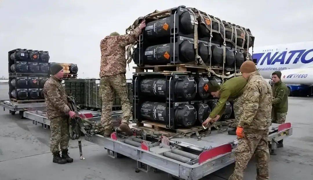 美国防部暂停向乌克兰提供部分承诺的军火<strong></p>
<p>高利息理财</strong>，包括防空导弹和其他精确制导武器