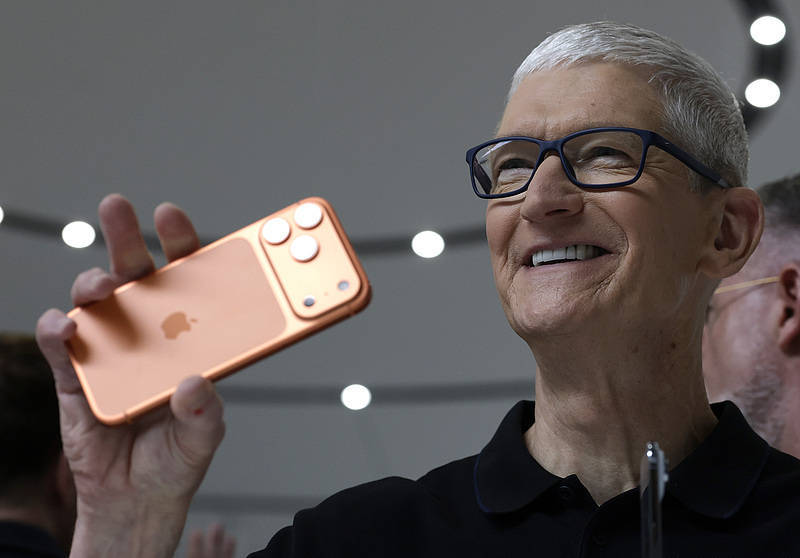 iPhone 17只是开始！苹果将陆续推出10款新品<strong></p>
<p>理财投资排行榜</strong>，首款无显示屏智能眼镜也将亮相