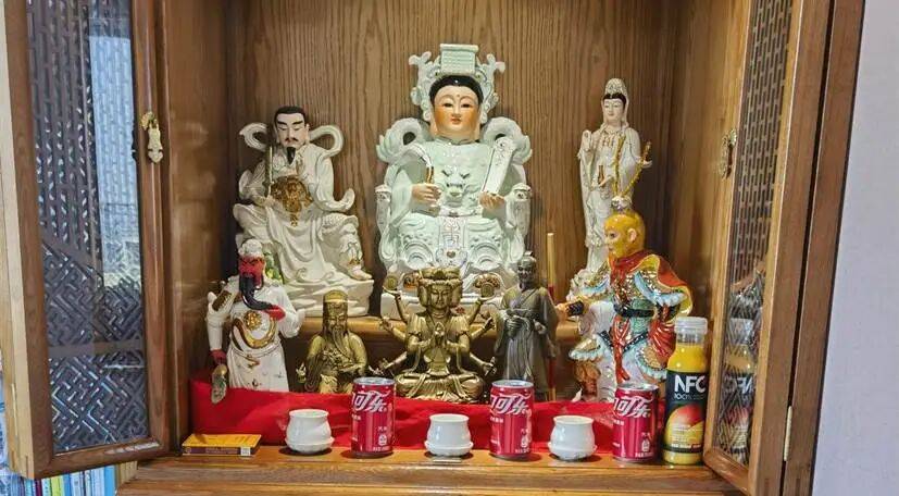 男子自称“玉皇大帝”<strong></p>
<p>理财投资排行榜</strong>，奸淫妇女10人，敛财超500万元