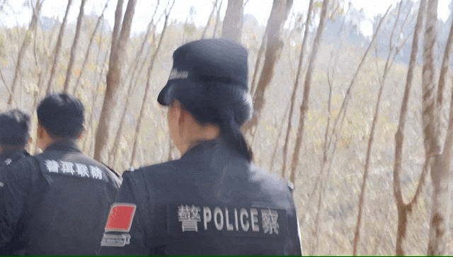 “看到妈妈46个未接来电<strong></p>
<p>金融理财师考试</strong>，心像被重锤击中”
