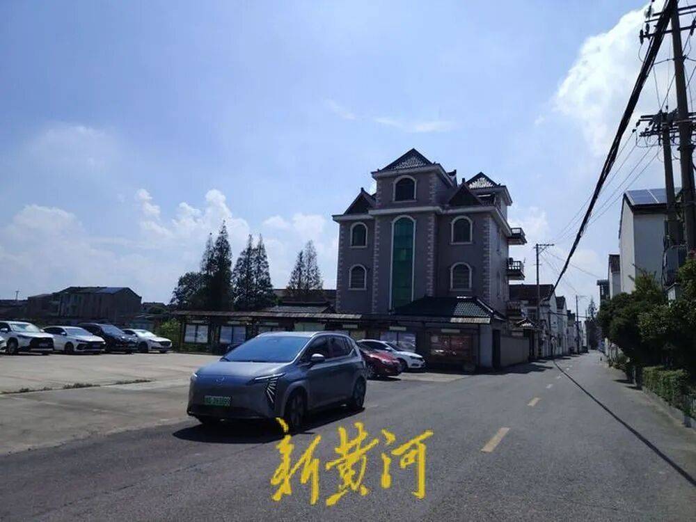 浙江绍兴地铁发生撞人事故后<strong></p>
<p>凤凰金融理财</strong>，有保洁被通知不用来工作，遇难者家属：已拿到赔偿款，拒绝透露具体金额