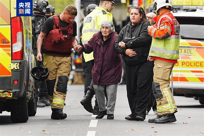 英警方：曼彻斯特持刀袭击为“恐怖主义事件”<strong></p>
<p>赚吧理财</strong>，已致3人死亡！英国国王发表声明，首相：深感震惊