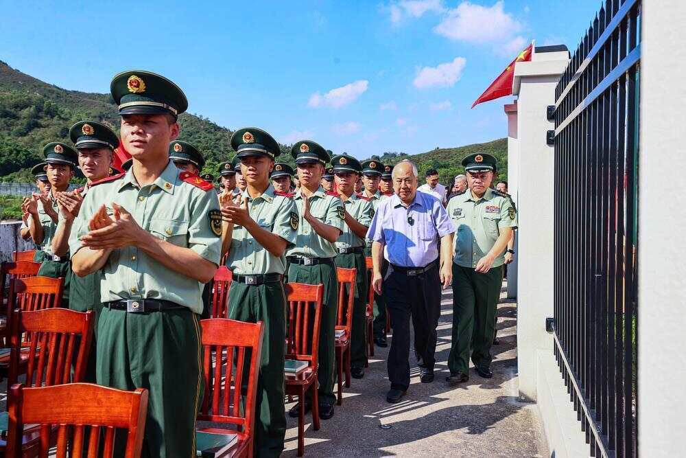 70年前<strong></p>
<p>券商理财产品</strong>，钱学森经罗湖口岸归国！武警广东总队深圳第二支队开展纪念活动