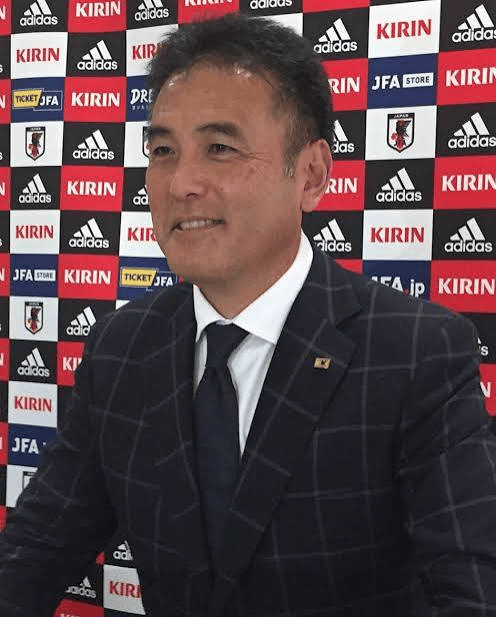 日本足协高层飞机上观看儿童色情片<strong></p>
<p>券商理财产品</strong>，丢工作并被法国禁入境十年