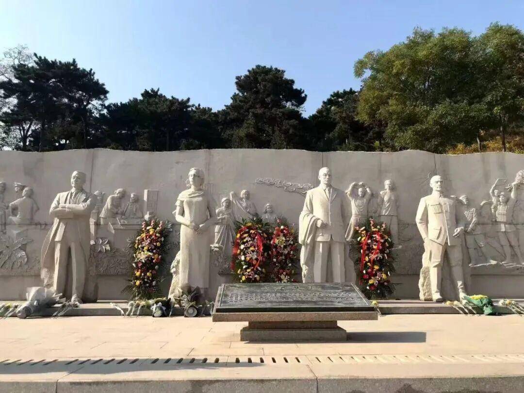 《沉默的荣耀》总编剧人民日报撰文：能感动我们<strong></p>
<p>哪家银行理财产品</strong>，也一定能打动观众