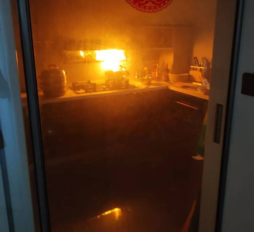 以案为鉴 | 家中起火前<strong></p>
<p>哪家银行理财产品</strong>，他们都曾接到一通电话……