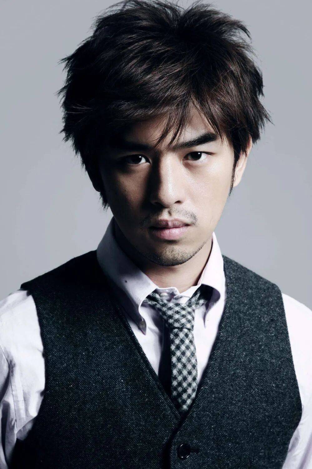 演员贾静雯回应修杰楷被拘提：震惊不已<strong></p>
<p>6万理财</strong>，孩子目睹父亲被上铐受惊吓