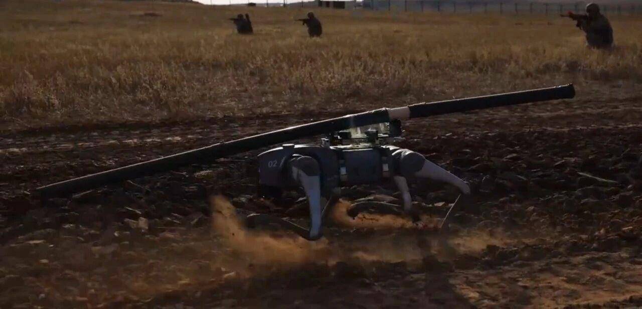 大场面!机器狗、无人机开路<strong></p>
<p>投资理财金融</strong>,实兵对抗演练画面公布