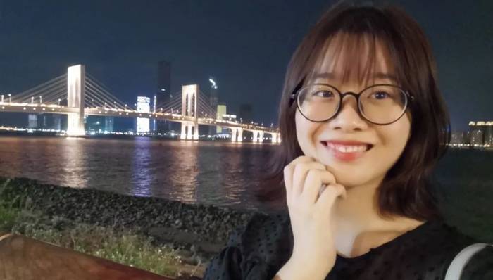 “AI才女”罗福莉官宣加入小米<strong></p>
<p>财猪理财</strong>，曾传雷军千万年薪挖角