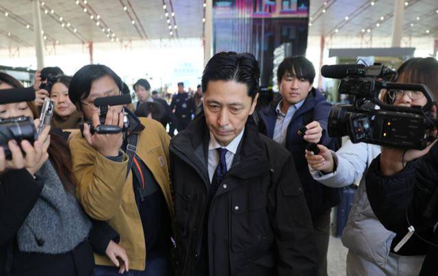 金井正彰访华后出席会议<strong></p>
<p>如何网上理财</strong>，与会者提出要求