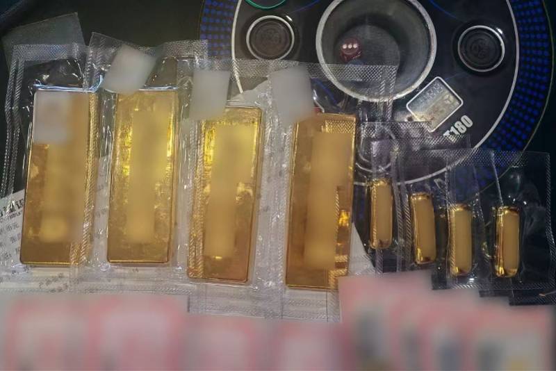 女子欲寄200万元黄金给“导师”<strong></p>
<p>公司理财课程</strong>,实为受骗!广州警方拦截