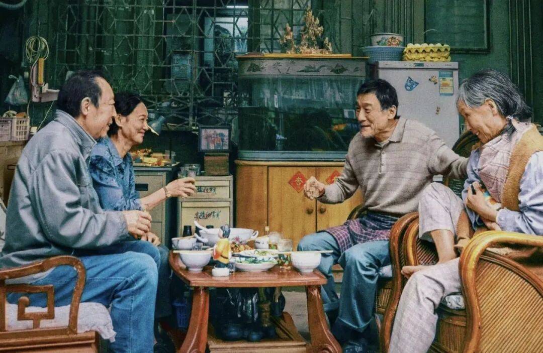 第一批丁克老后<strong></p>
<p>公司理财课程</strong>，“伴侣能陪一程，但最后都要靠自己”