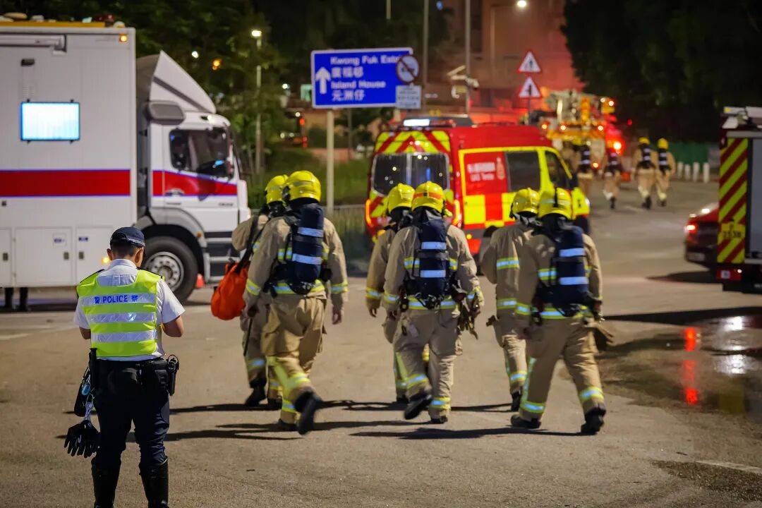 已致94人遇难<strong></p>
<p>理财金账户卡</strong>，李家超：望内地协助！廉政公署：或涉贪污！这一幕令人破防