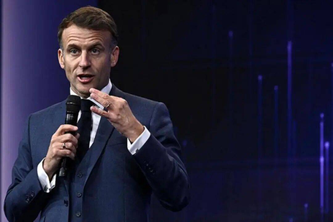 马克龙一路追着它俩<strong></p>
<p>理财金账户卡</strong>，抢先一步要访华！