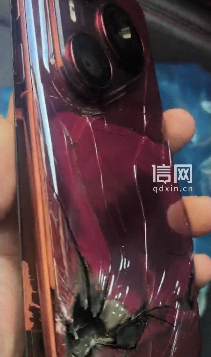 华为新手机充电时电池爆了 售后凭照片认定“外力所致”拒保 消费者：难道我买的是摔炮<strong></p>
<p>理财窍门</strong>？