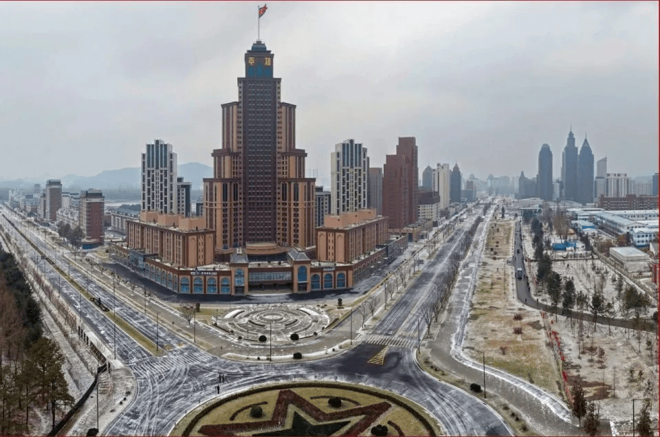 朝鲜“万套住宅”震撼亮相<strong></p>
<p>20%的理财</strong>，金正恩莅临现场指导感叹：潮流之作