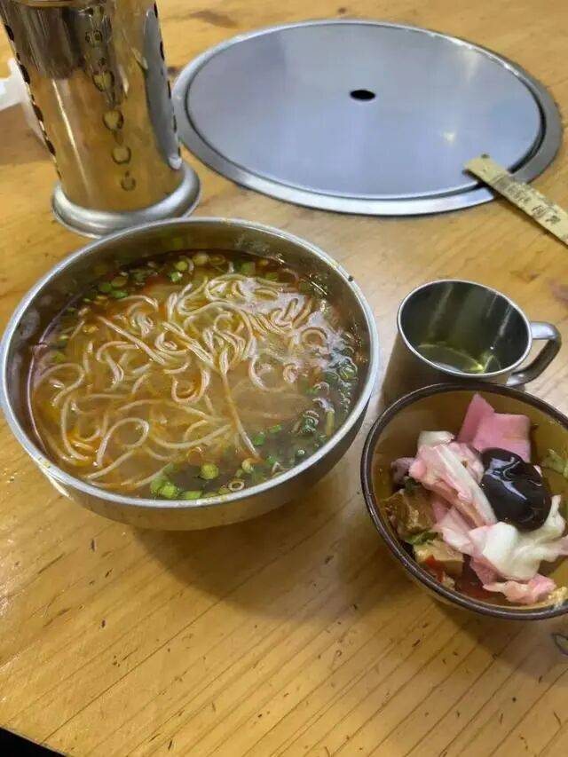 四川乐山“续面事件”新进展：面馆涉嫌违法<strong></p>
<p>考理财师</strong>，民警处警不规范交督察部门处理，顾客获500元补偿已捐赠